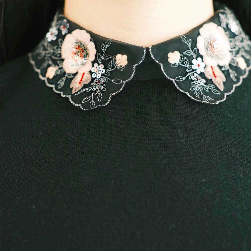 [SOLD] Club Monaco Lace Collar Wool Sweater Sz XS